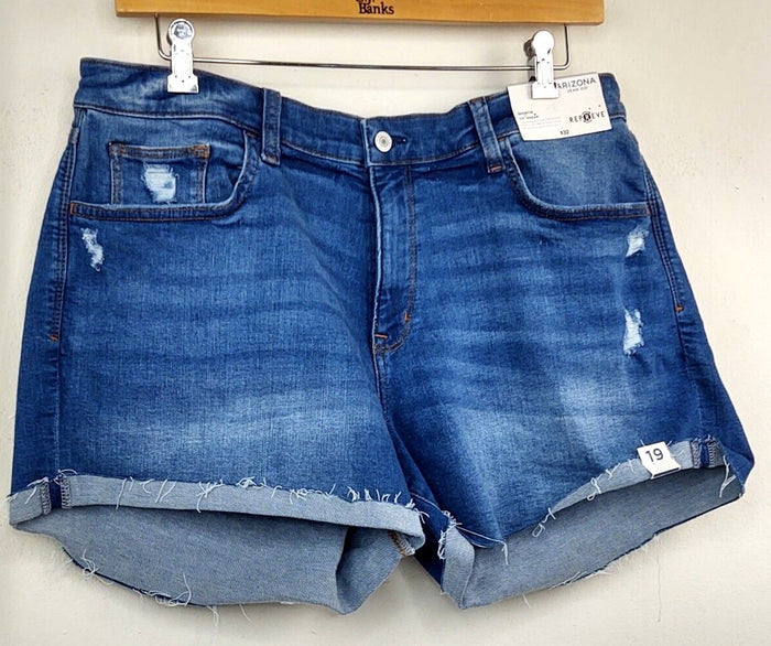 Arizona Jean Women 36"W Repreve 2.5" Inseam Cuffed Shortie Blue Demin Short
