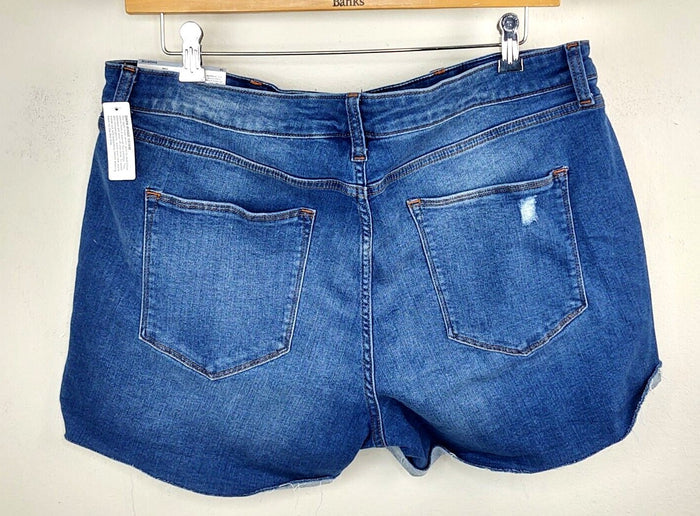 Arizona Jean Women 36"W Repreve 2.5" Inseam Cuffed Shortie Blue Demin Short