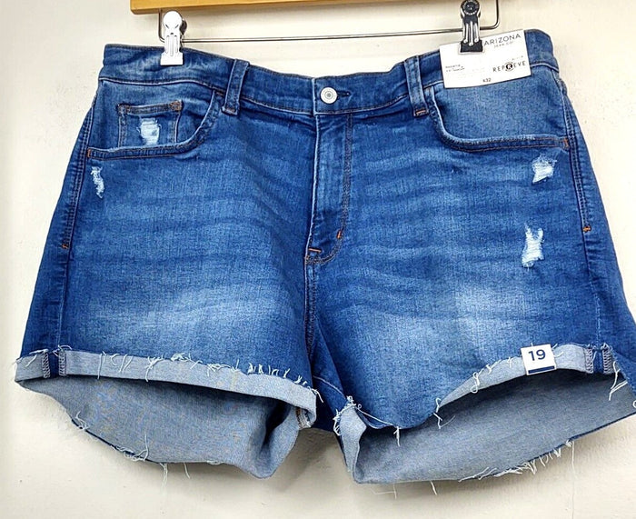 Arizona Jean Women 36"W Repreve 2.5" Inseam Cuffed Shortie Blue Demin Short