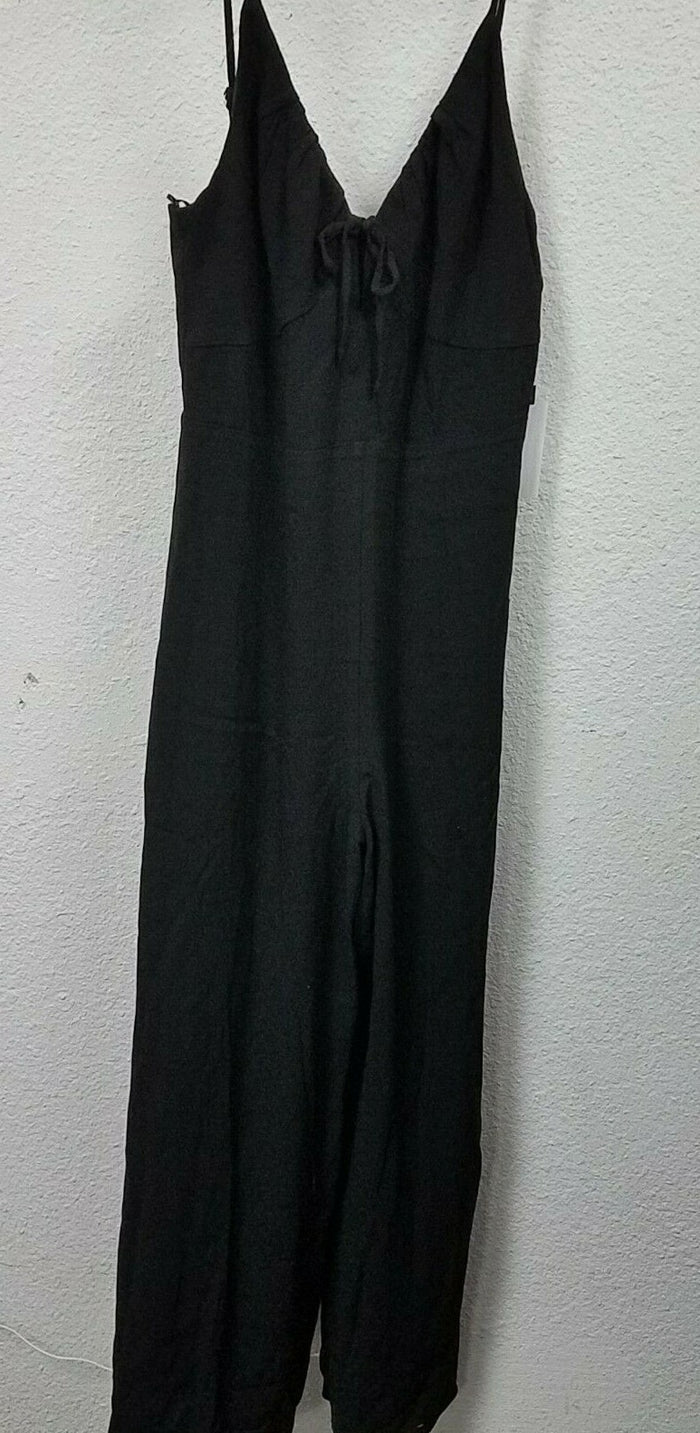Astr the label Women's Sleeveless Scoop Neck Cicley Wide Leg Jumpsuit, Black