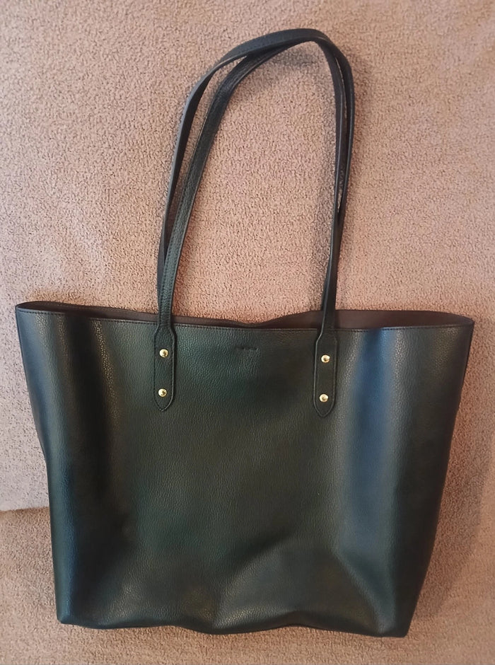 Authentic Coach New York Black Tote Handbag – Horse and Carriage Logo Women's Purse