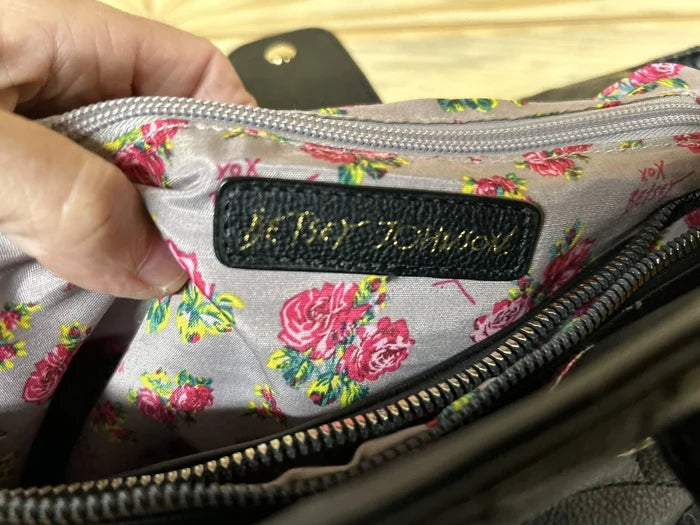 Betsey Johnson Large Quilted Heart Handbag – Black Women's Designer Purse with Zipper & Snap Closures