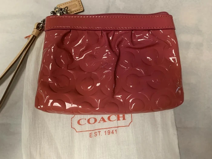 Coach Corner Zip Wristlet Fuchsia – Signature Leather Small Handbag with Dust Cover