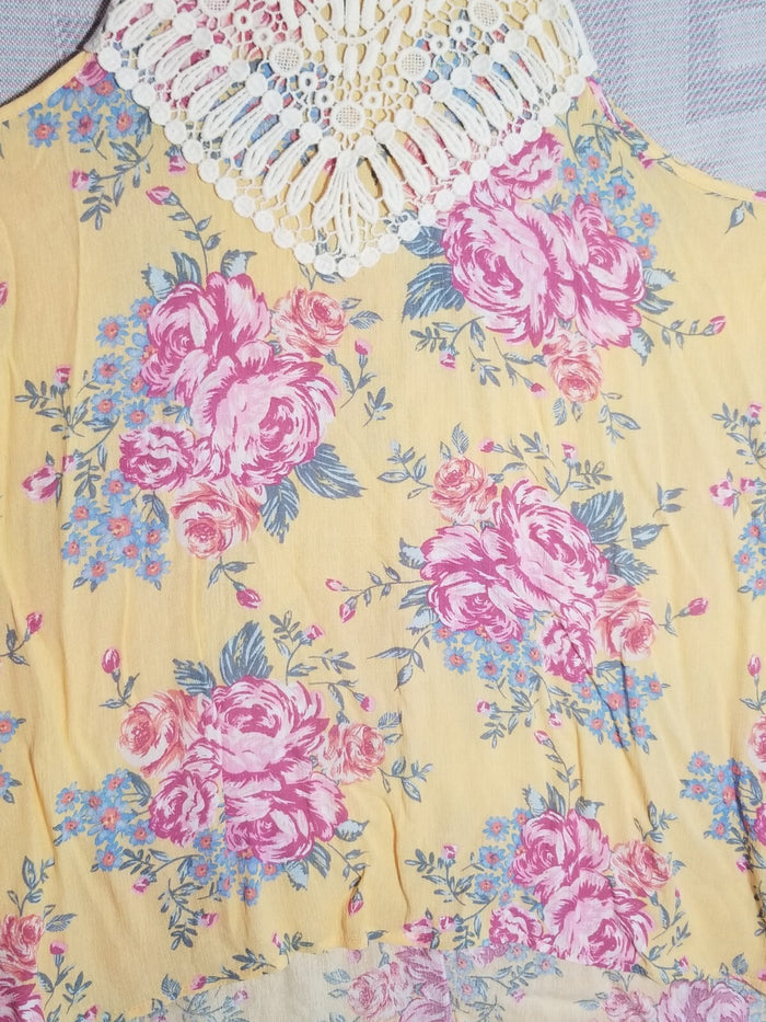 Cure Floral Pattern Shirt Women's Sz. Small Sleeveless Pullover 100% Rayon