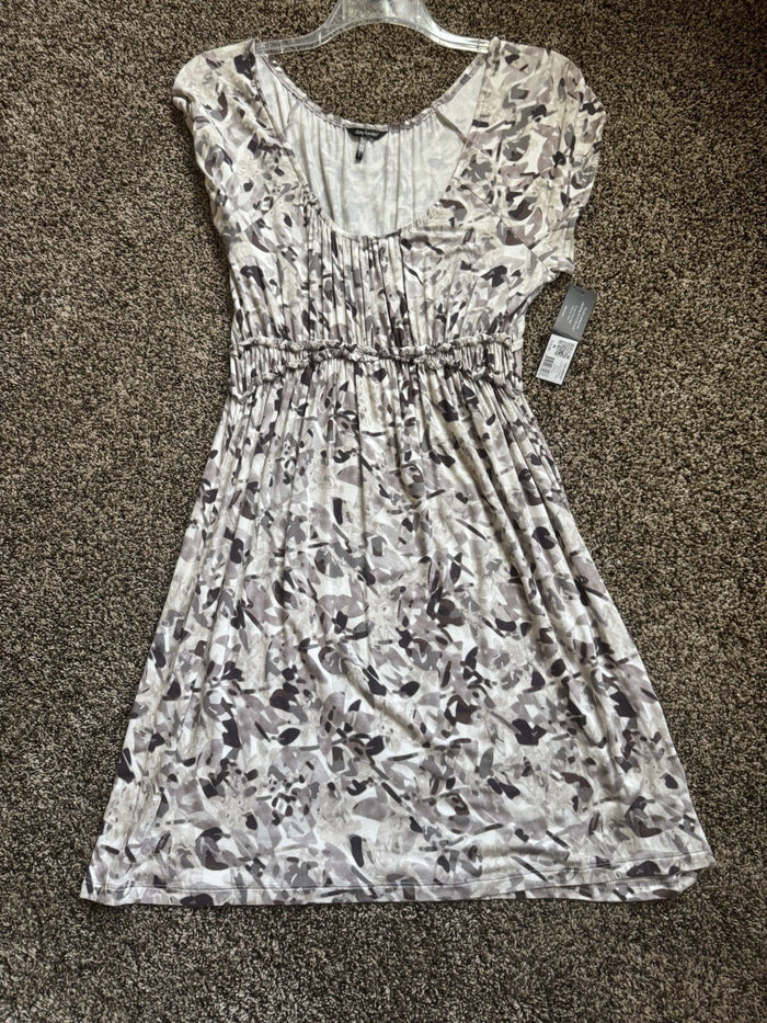 Daisy Fuentes Women's Short Sleeve Casual Dress, Size M