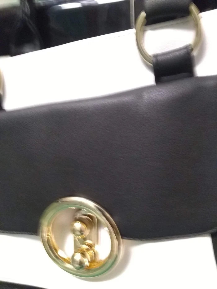 Designer Women's Handbag – Stylish Ladies Purse for Everyday Use