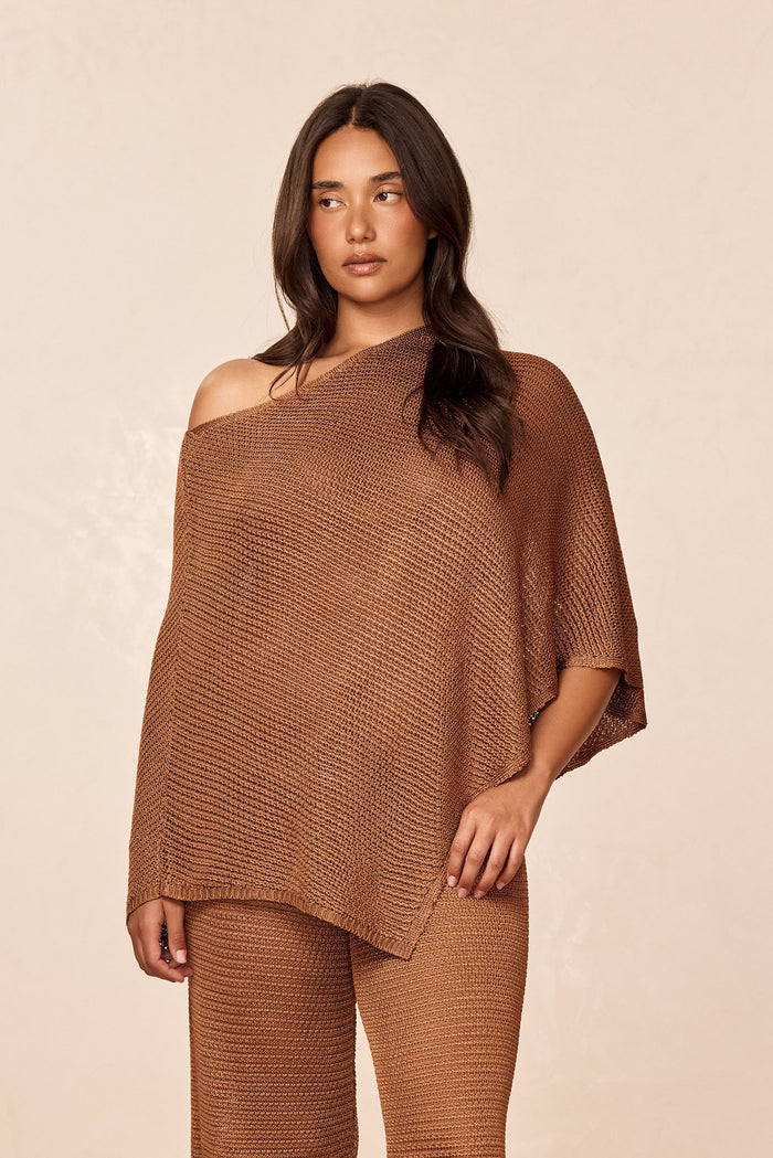 Dominica Poncho - Caramel Treble Knit