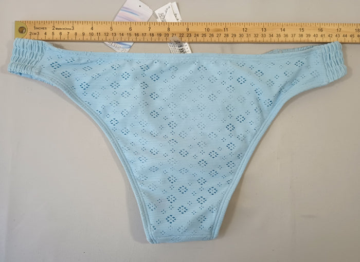 Forever 21 Medium Swim Bikini Bottoms Textured Light Blue Hygienic Liner