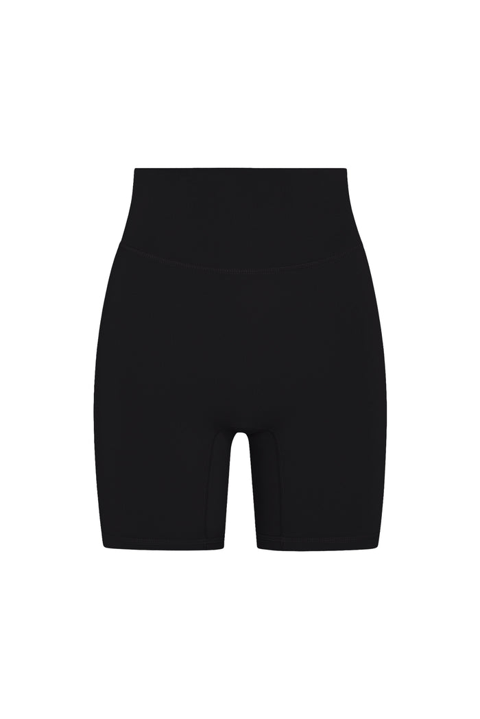 Front view of Griffith Short 6.25 inch in Black/Ivory showcasing high-waist fit and mid-thigh length on white background