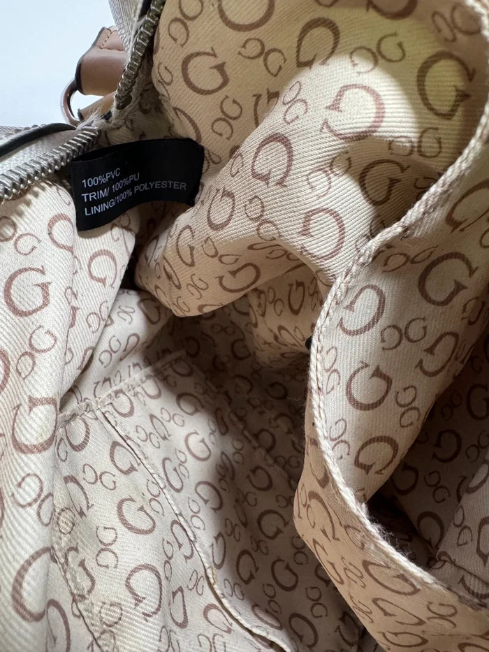 GUESS 1981 Women's Crossbody Handbag – White Floral Design Shoulder Purse