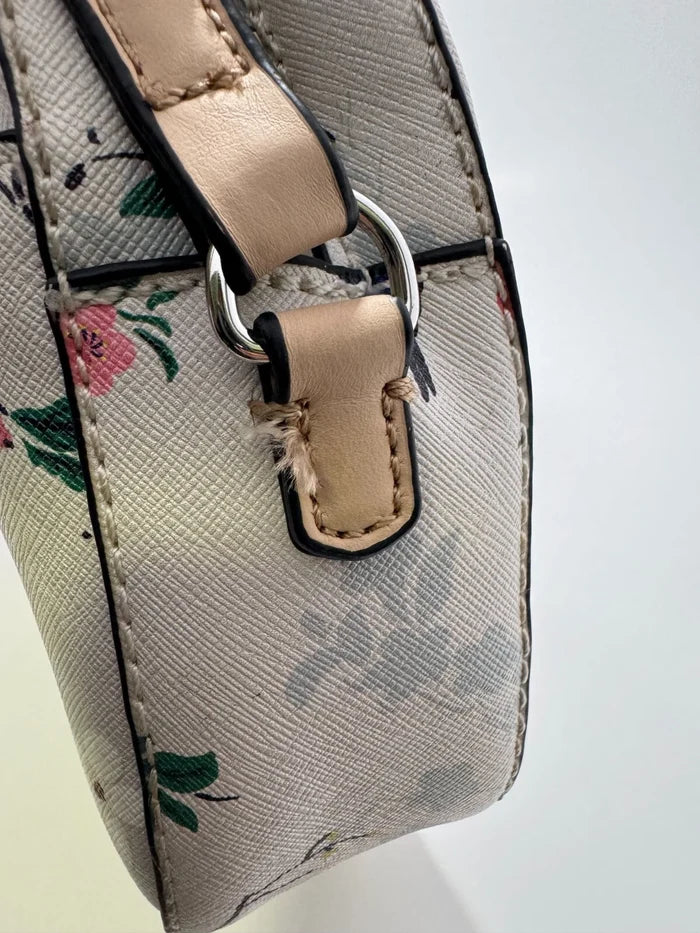 GUESS 1981 Women's Crossbody Handbag – White Floral Design Shoulder Purse