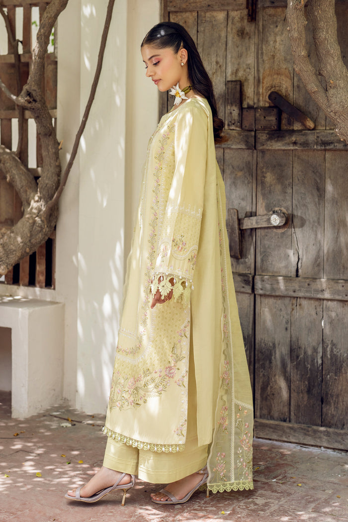Side view of NAQSHI Gulshan showing loose full sleeves with all‑over head embroidery, heavy lace edge & delicate hanging embellishments for movement