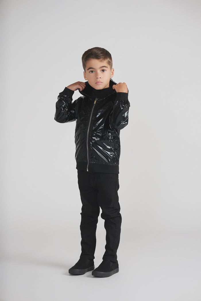 HOODED WINDBREAKER