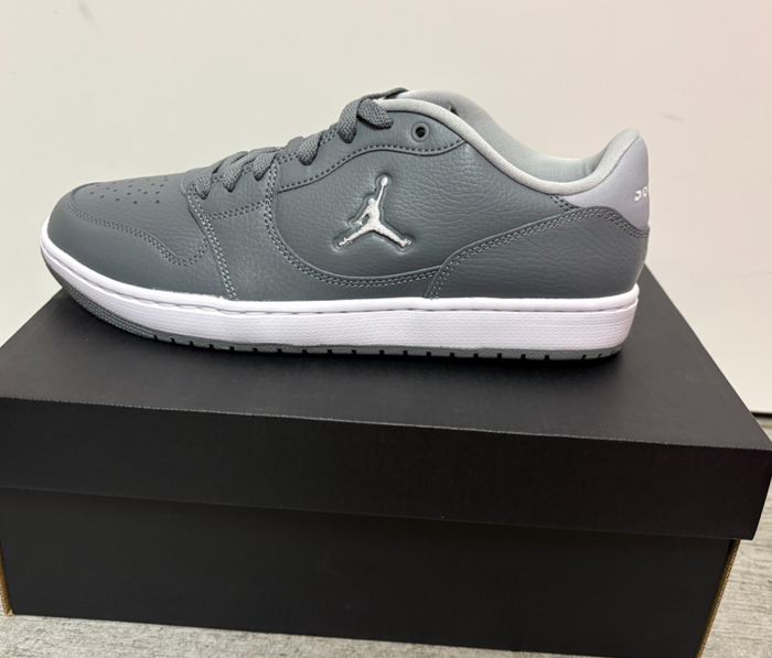 Nike Joran Court Connect Low Mens Basketball Sports Shoe Sneaker Gray White - Image 2