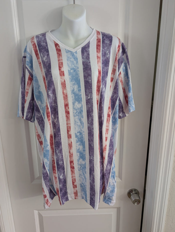 LuLaRoe Women's Size 2XL Devin V-Neck Short Sleeve Shirt