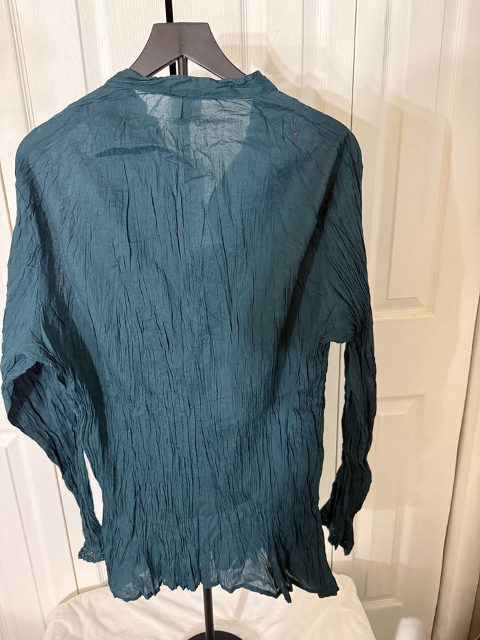 Made in India Lightweight Pleated Long Sleev Shirt (looks more like 1X)