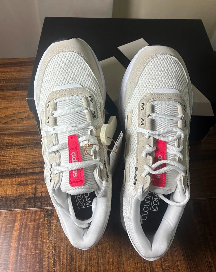 adidas Men's Astrastar Sneakers Size 8.5 US – Casual Athletic Shoes