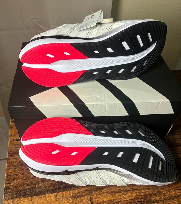 adidas Men's Astrastar Sneakers Size 8.5 US – Casual Athletic Shoes