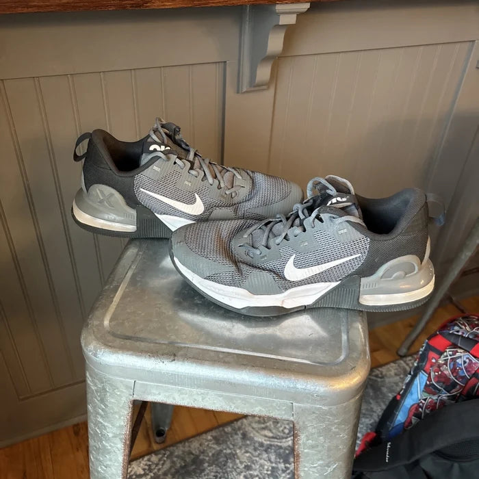 Men's Basketball Shoes – Athletic Court Sneakers, Size 9