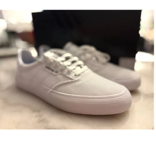 adidas Men's White Canvas Sneakers – Lace-Up Casual Shoes, Breathable Comfort, US 8