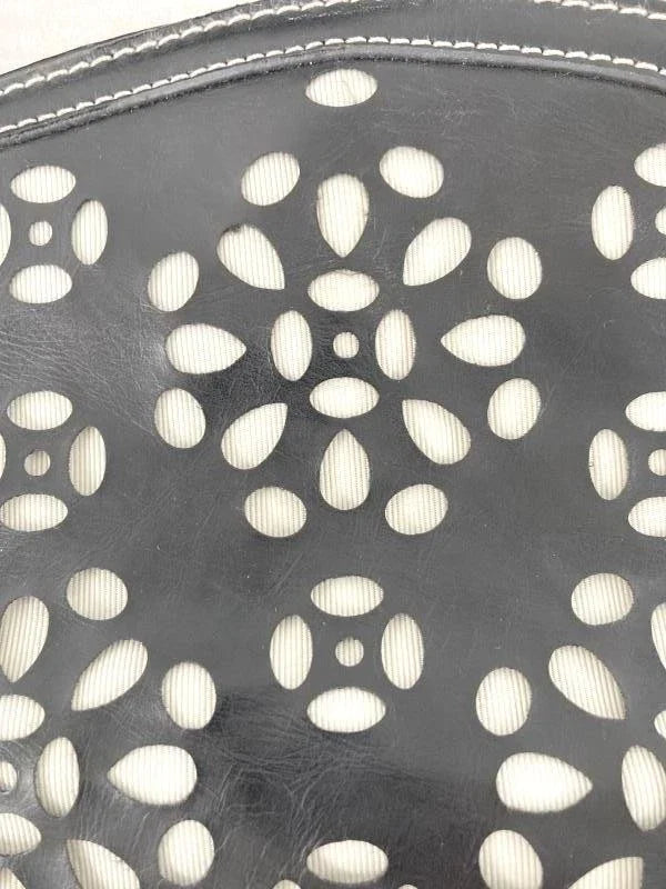 Nine & Co. Black & White Handbag – Chic Women's Purse, 17.25" Wide, Good Condition