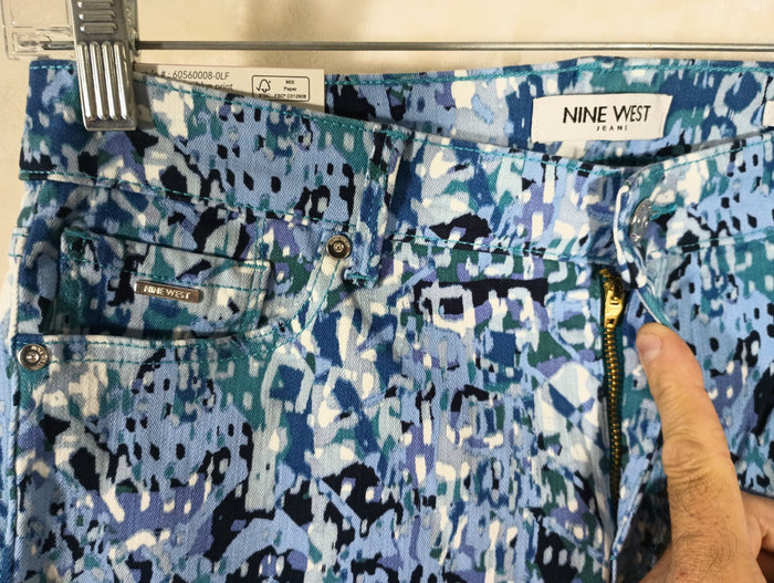 Nine West Jeans Women's 6 Chrystie Capri Stretch Blue Denim Print Soft Twill