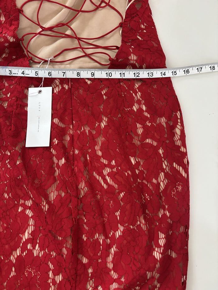 Red Lace Midi Dress Women’s L Bodycon Lined V-Neck Cocktail Holiday Party