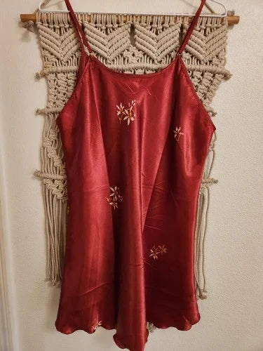 Satin Babydoll Nightgown for Women – V-Neck Crane Print Sleepwear