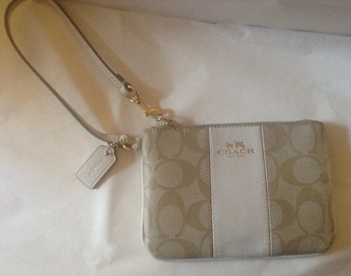 Coach Signature C Wristlet Light Khaki/Chalk – PVC & Leather Trim Zip Wallet, NWT