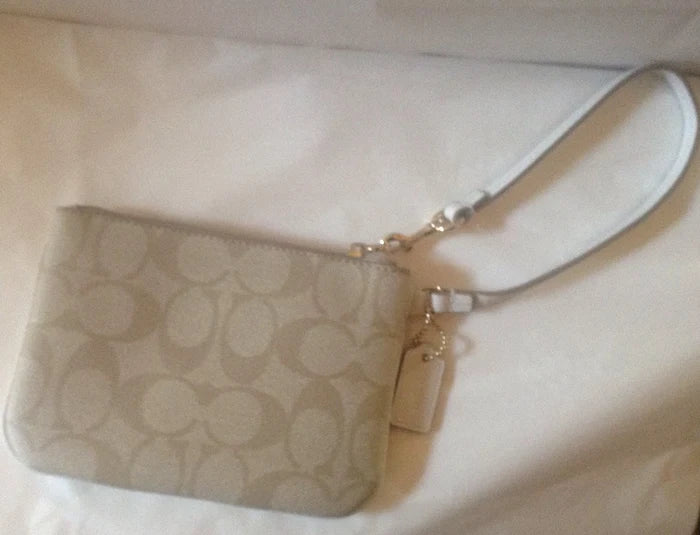 Coach Signature C Wristlet Light Khaki/Chalk – PVC & Leather Trim Zip Wallet, NWT