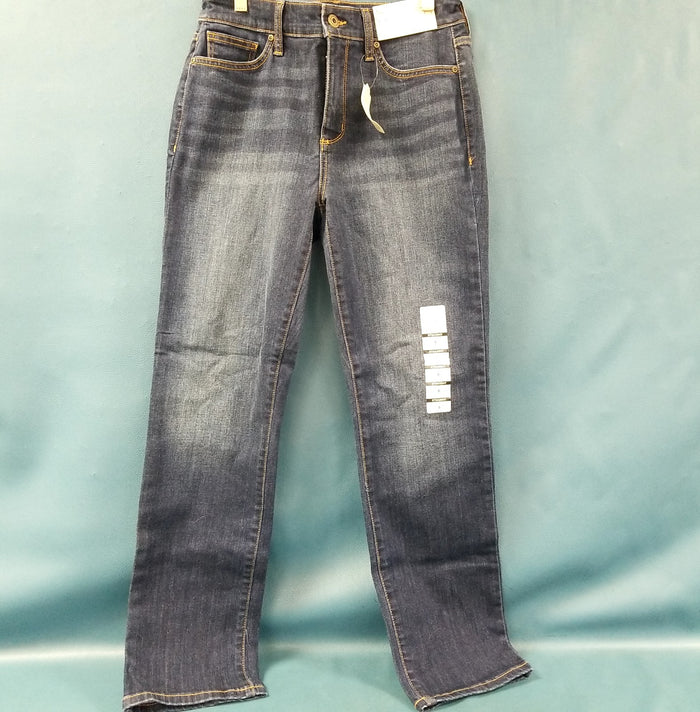 ST John's Bay Ladies Short Straight Leg Stretch Blue Jeans
