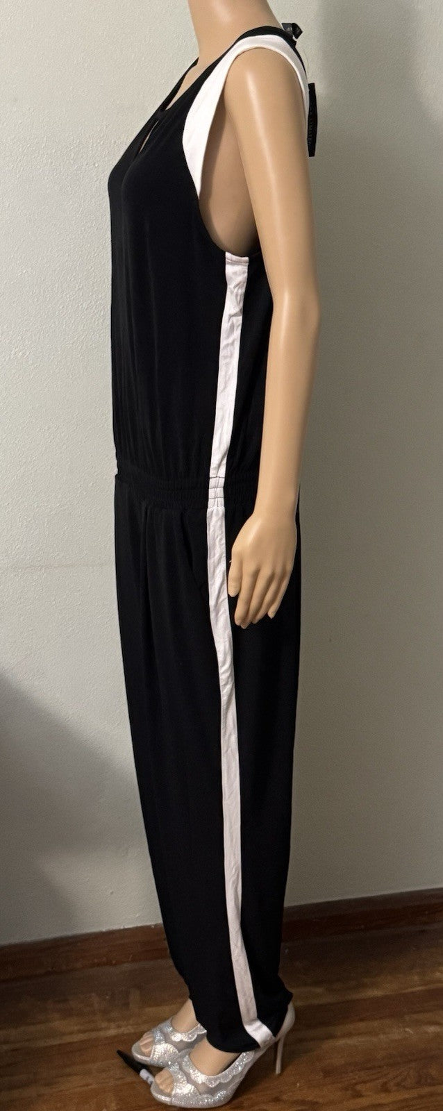 The Limited Women's Colorblock Jumpsuit Black White Side Stripe Keyhole Large