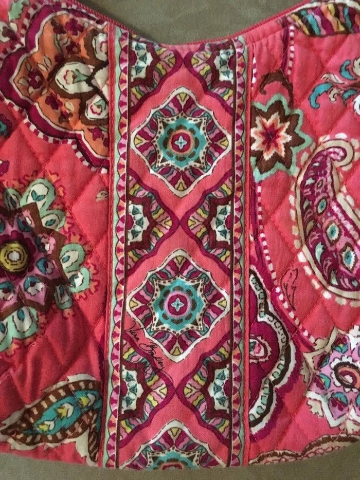 Vera Bradley Zipper Handbag Purse – Call Me Coral Pink Paisley Design, EUC