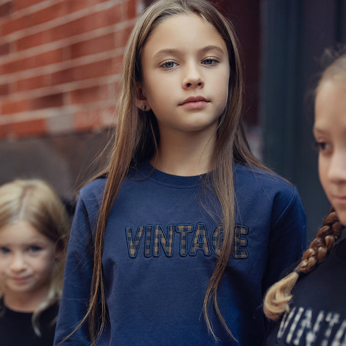 VINTAGE SWEATSHIRT