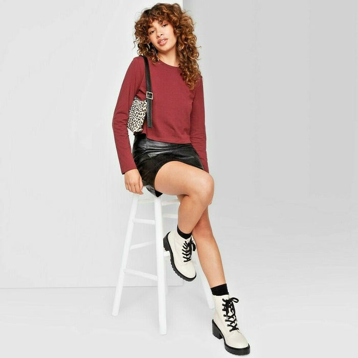 Wild Fable - Long Sleeve Crew Neck Tee T-Shirt Semi Cropped Red