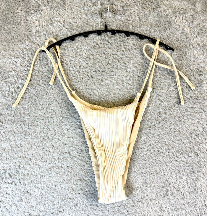 Zaful Women's Beige Pleated 2 Piece Bikini Set